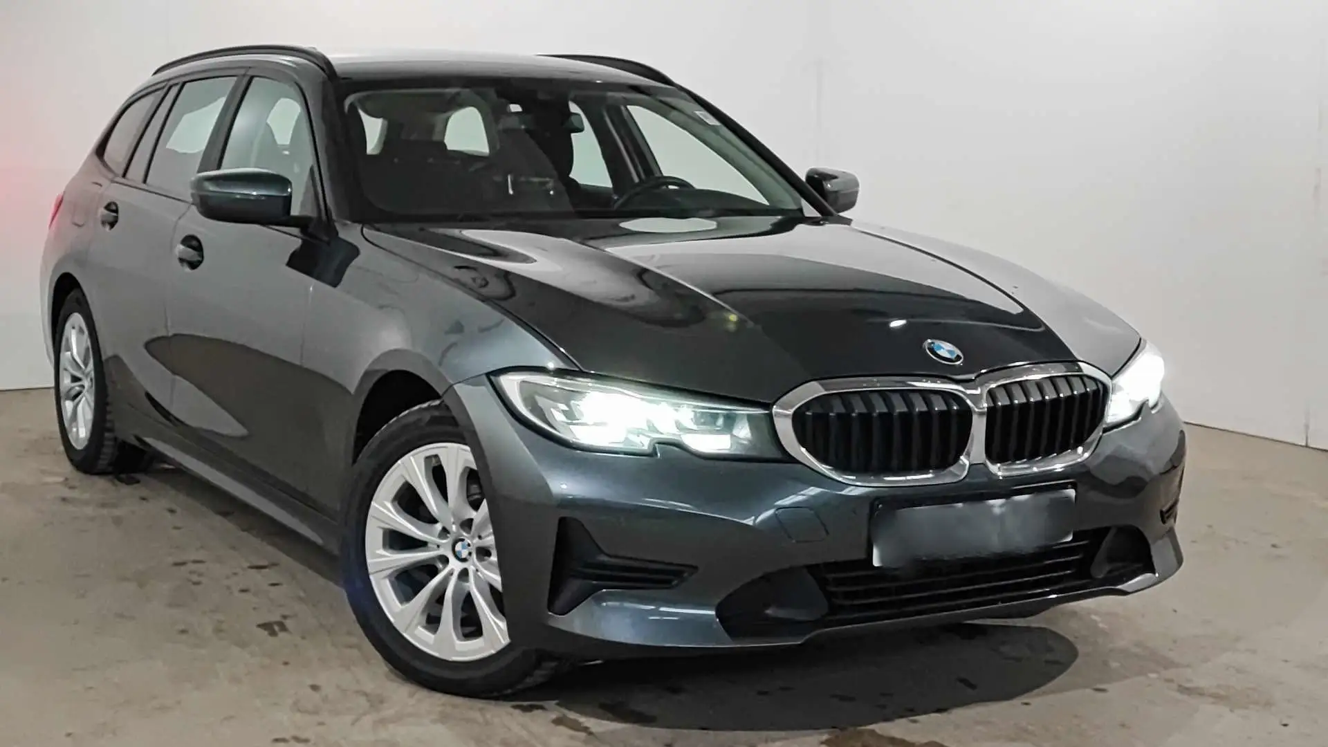 BMW 318 318 d Advantage Grau - 1