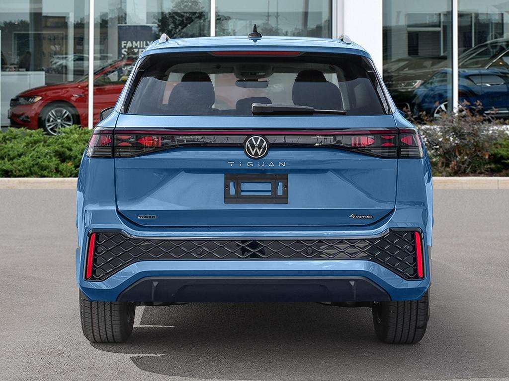 2026 Volkswagen Tiguan Highline 4Motion — photo 1