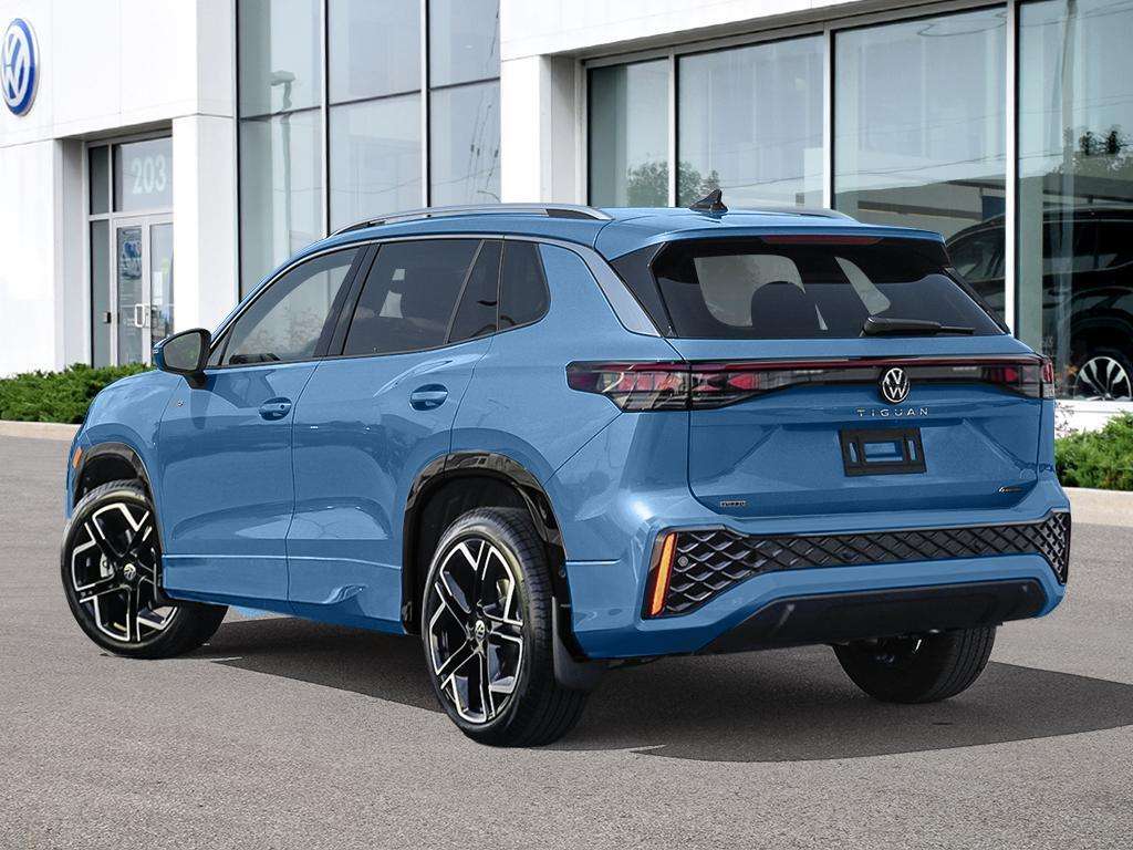 2026 Volkswagen Tiguan Highline 4Motion — photo 1