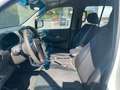 Nissan Navara 2.5 DCI Automatik Klima Weiß - thumbnail 7