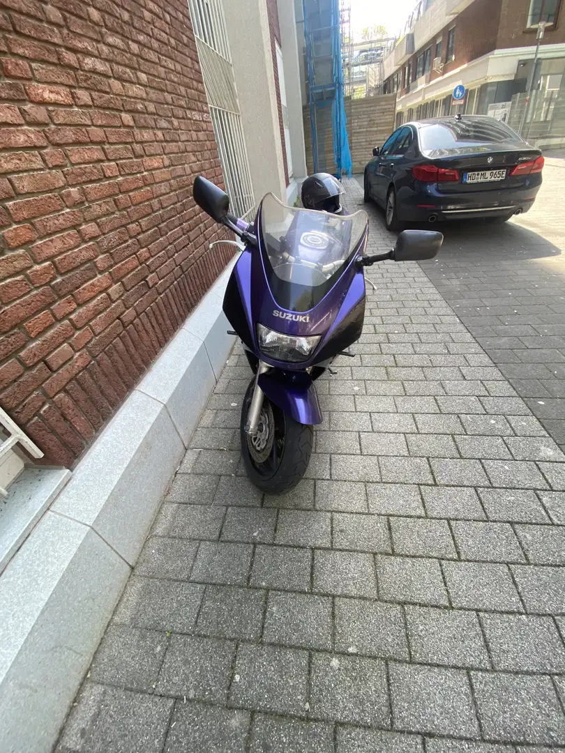 Suzuki RF 900 suzki rf 900 r - 1