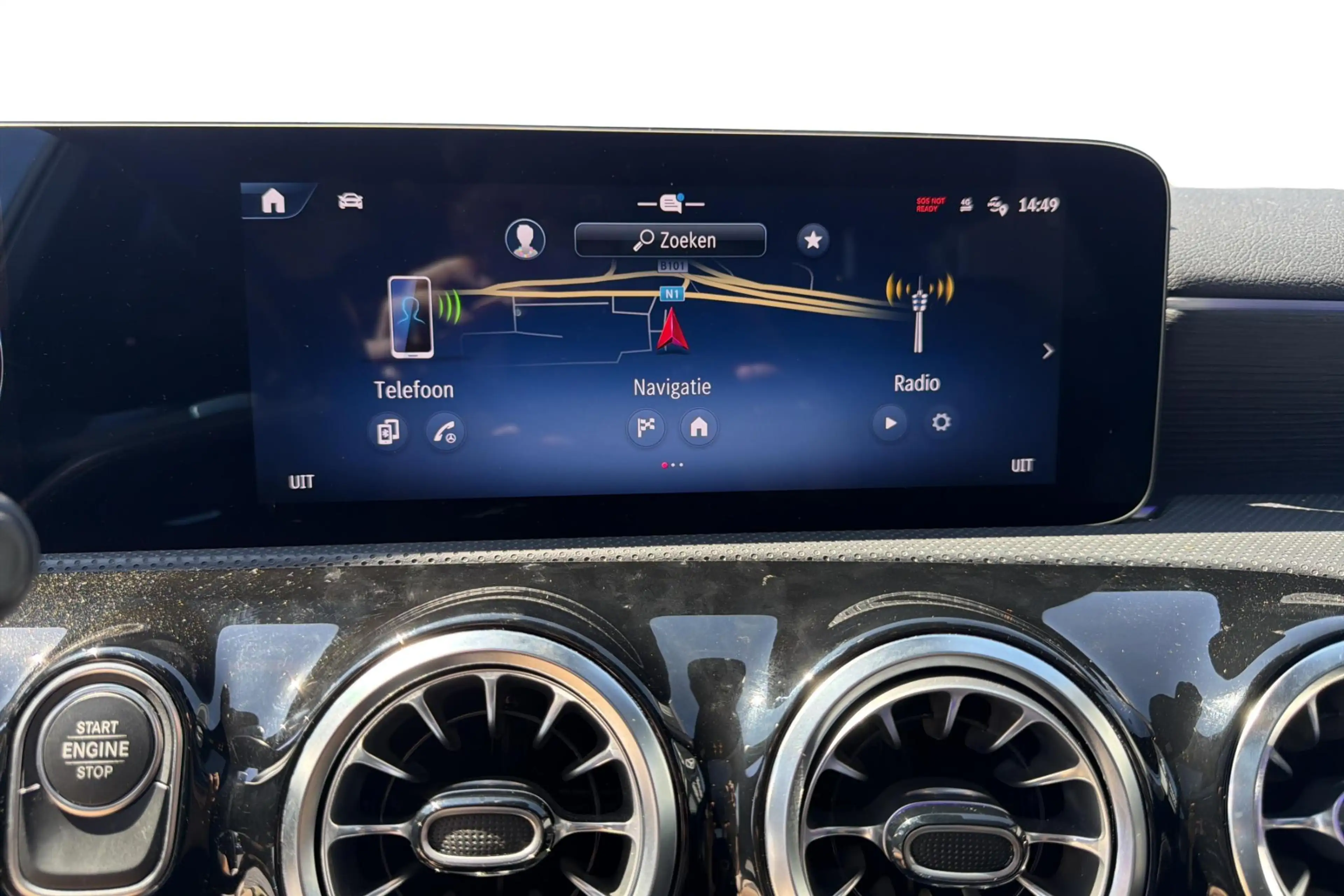 Mercedes-Benz A 250 250e AMG — photo 13
