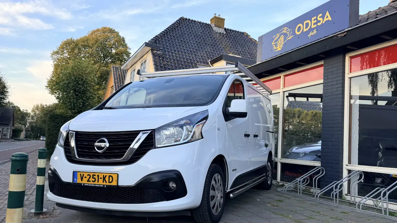 Nissan NV300