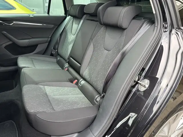 Skoda Octavia view 13