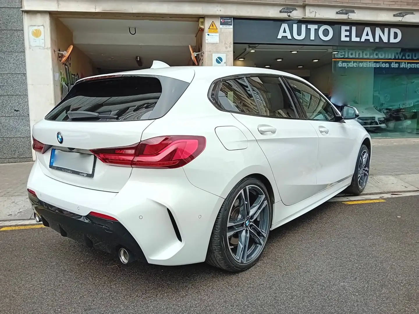 BMW 120 120dA xDrive Blanco - 1