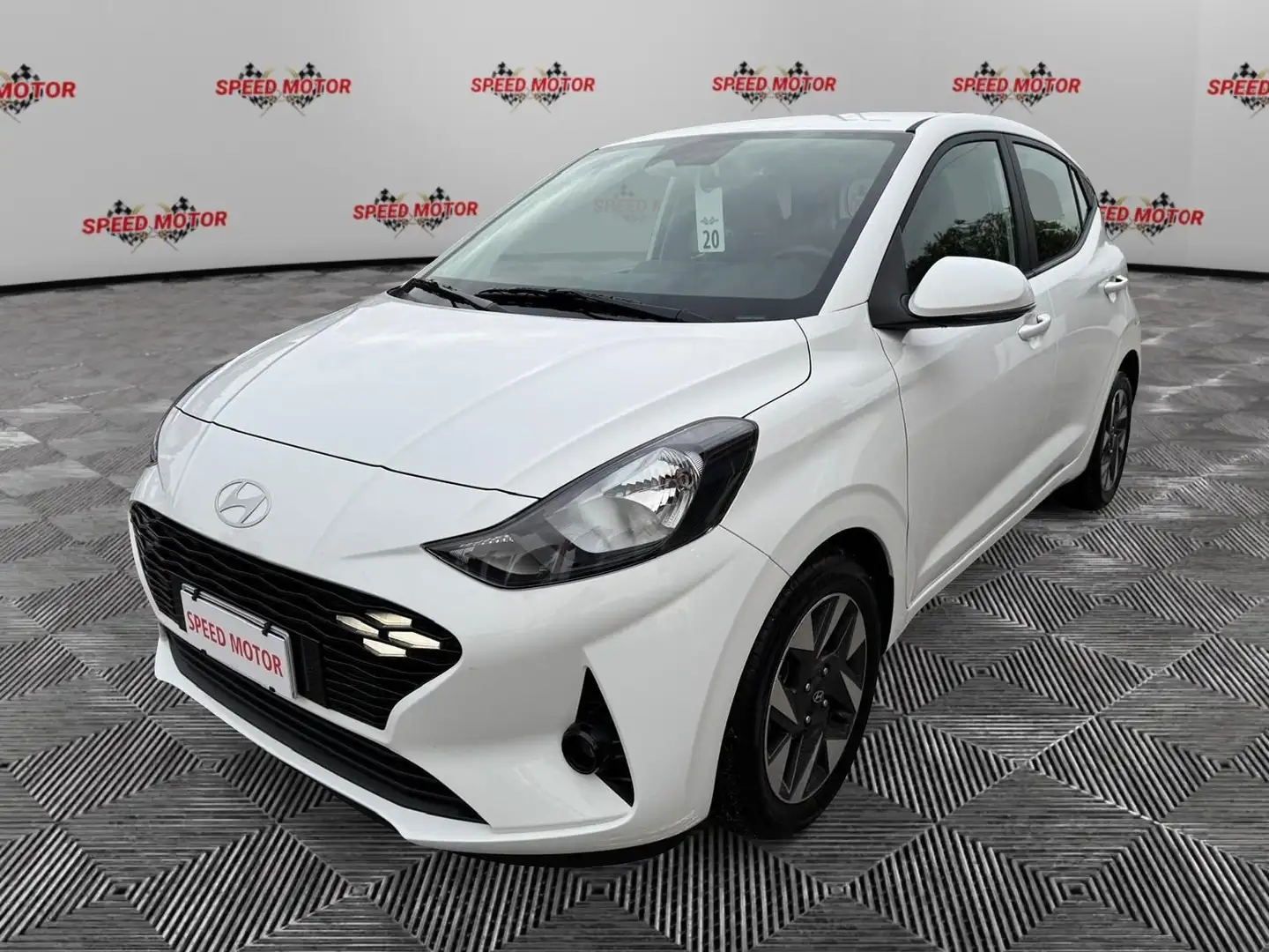 Hyundai i10 i10 1.0 Connectline, AUTOMATICA, CARPLAY, PRONTA Blanco - 1