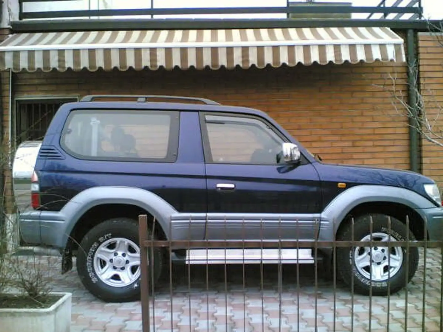 Toyota Land Cruiser kzj 90 GX - 2