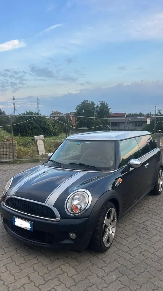 MINI Cooper Clubman