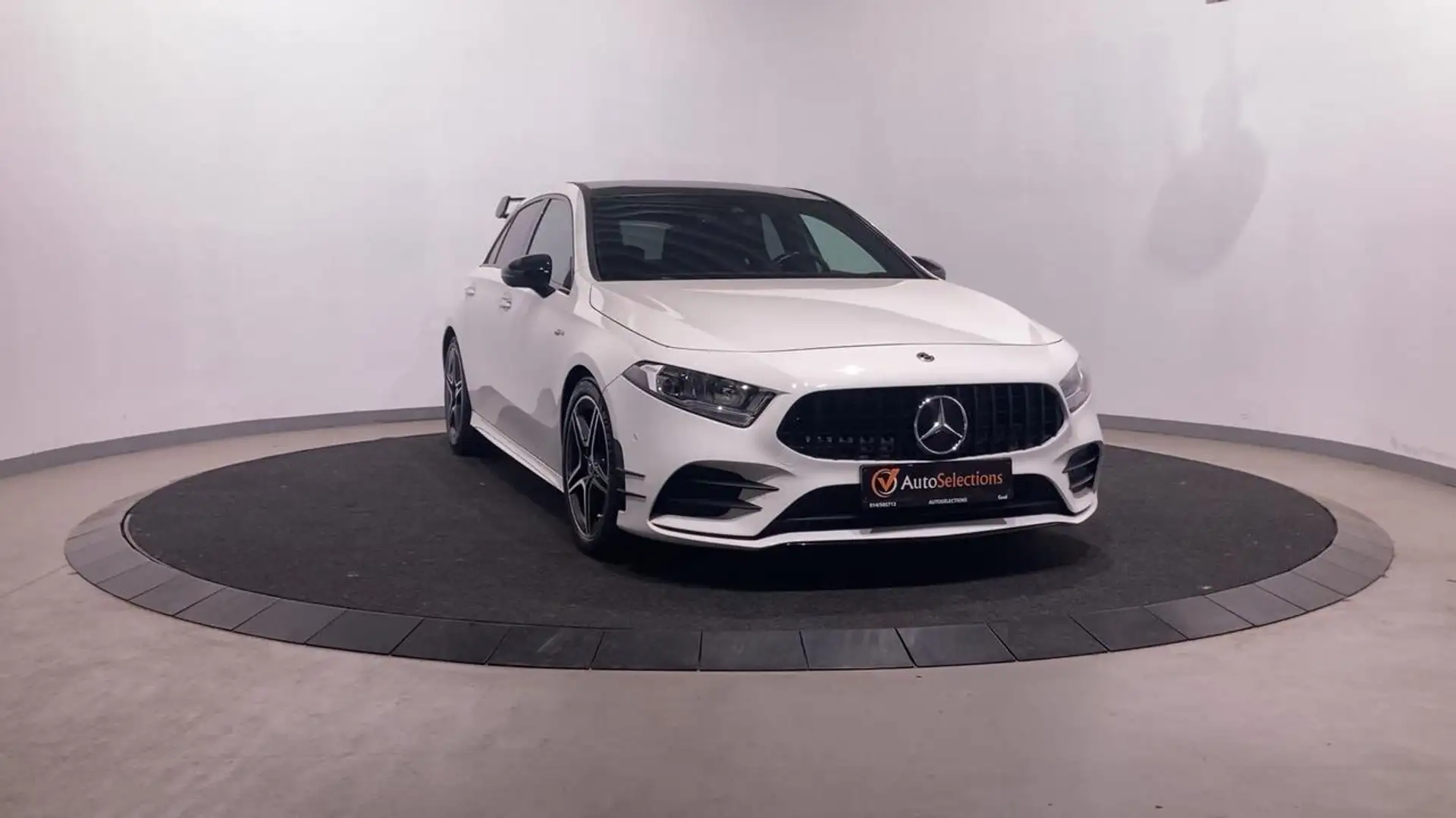 Mercedes-Benz A 250 AMG / Leder/Panodak Wit - 2
