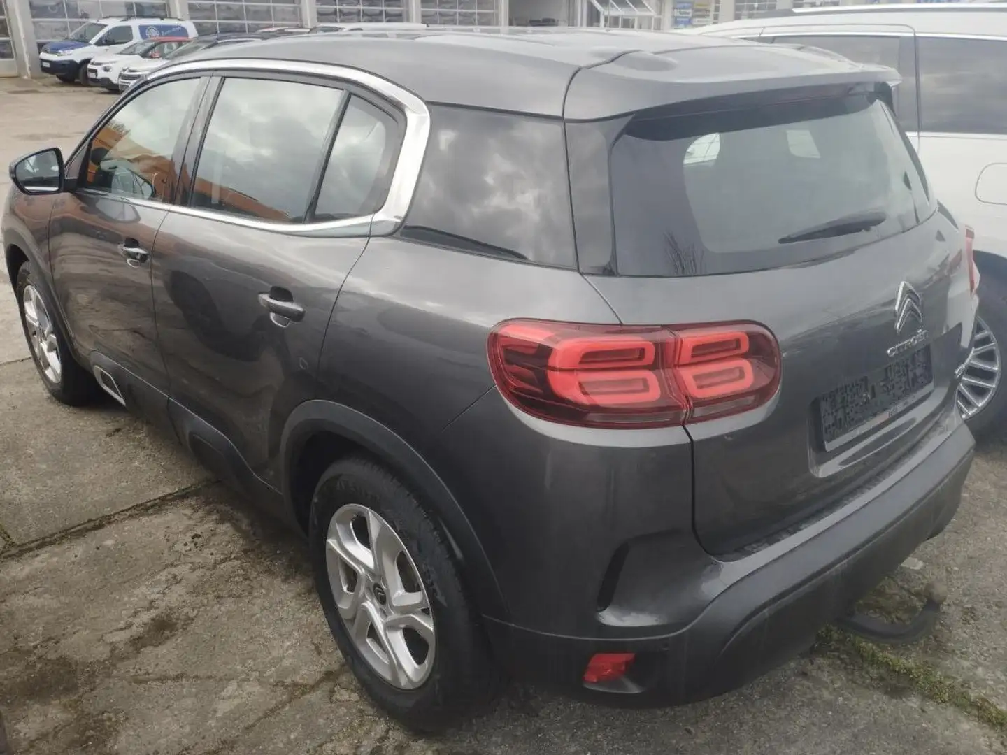 Citroen C5 Aircross Pure Tech 130 LIVE Bluetooth Klima Einparkhilfe Gris - 2