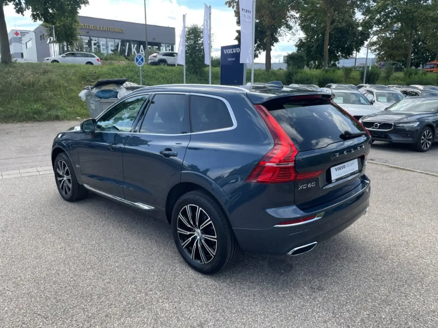 Volvo XC60 Inscription Recharge Plug-In Hybrid AWD T8 Twin En Blau - 2