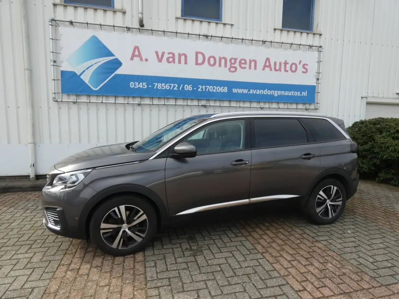 Peugeot 5008
