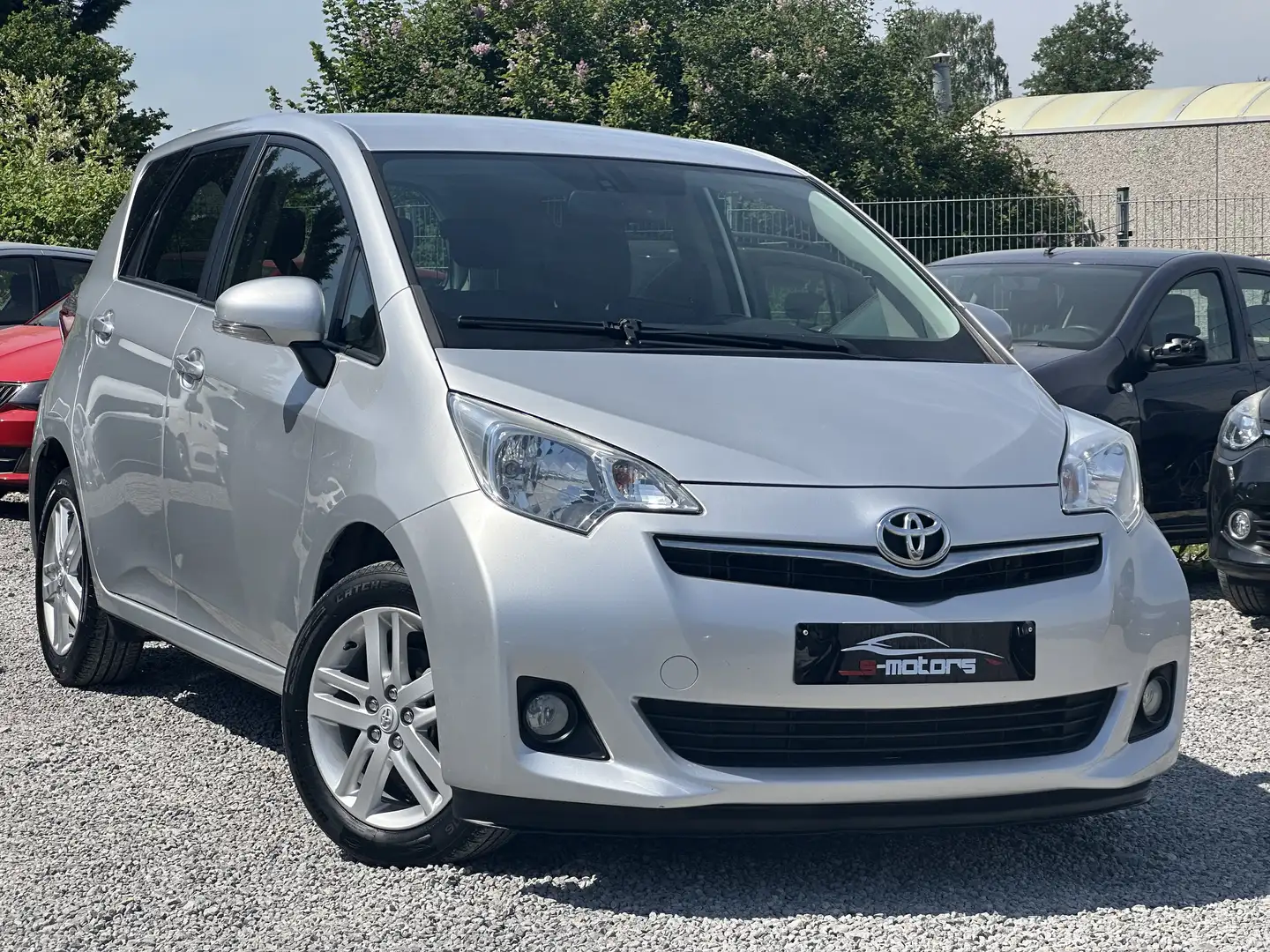 Toyota Verso-S • TRES PROPRE • GPS • GARANTIE 1AN Negru - 1