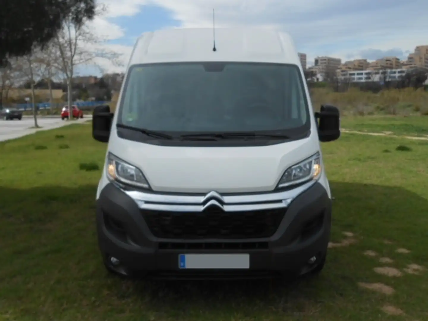 Citroen Jumper Fg. 2.0BlueHDi 33 L2H2 110 Blanc - 2