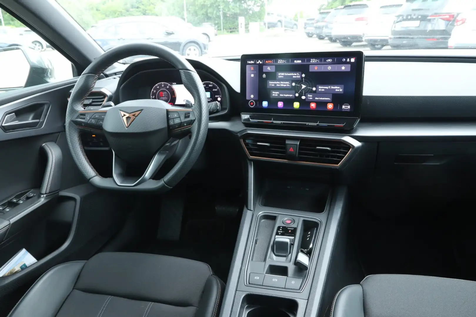 CUPRA Leon 1.5 eTSI DSG*NAVI*ACC*KAMERA*CLIMATRONIC Grau - 2