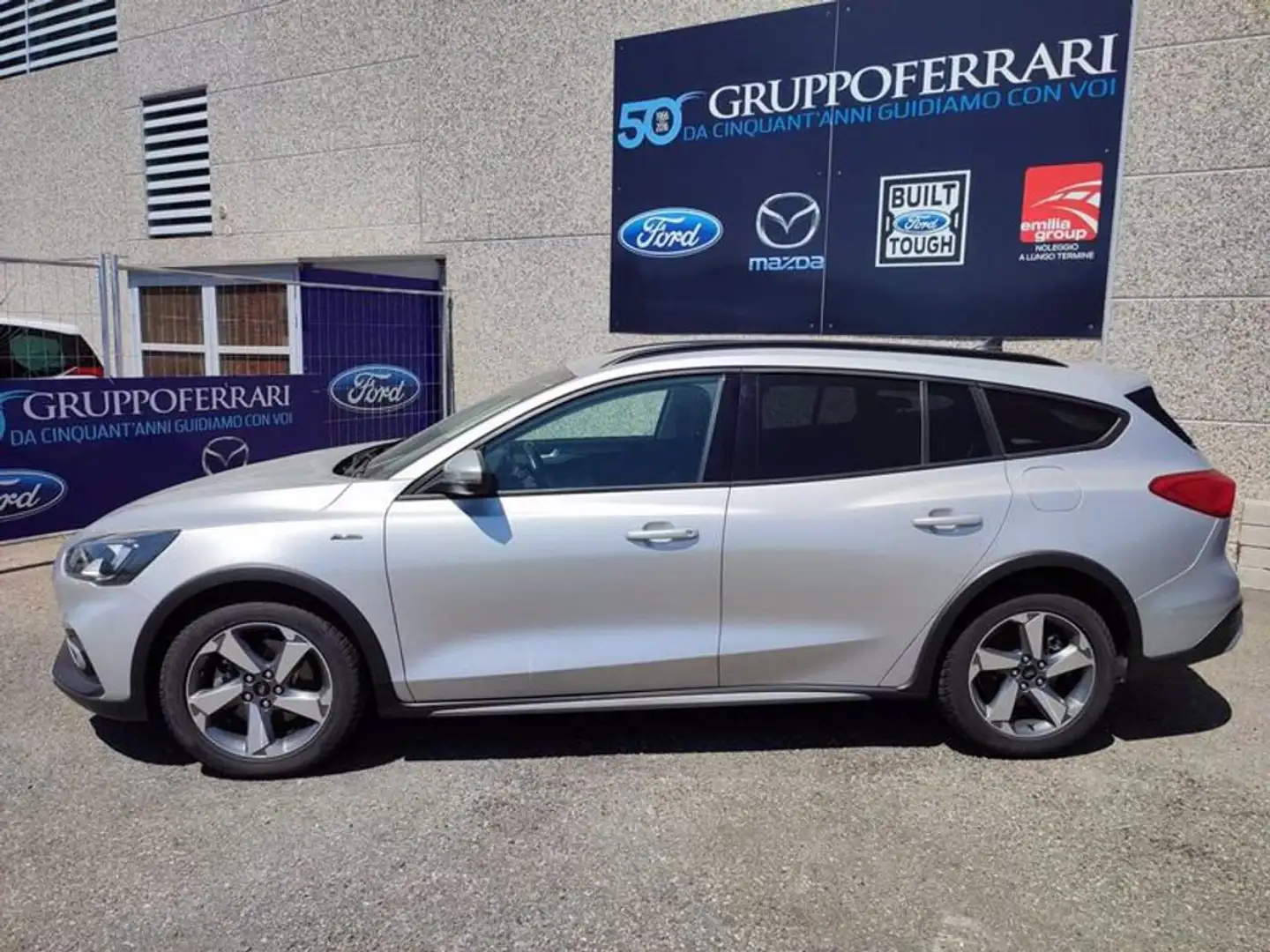 Ford Focus 4 serie 1.5 EcoBlue 120 CV SW Active Grigio - 2
