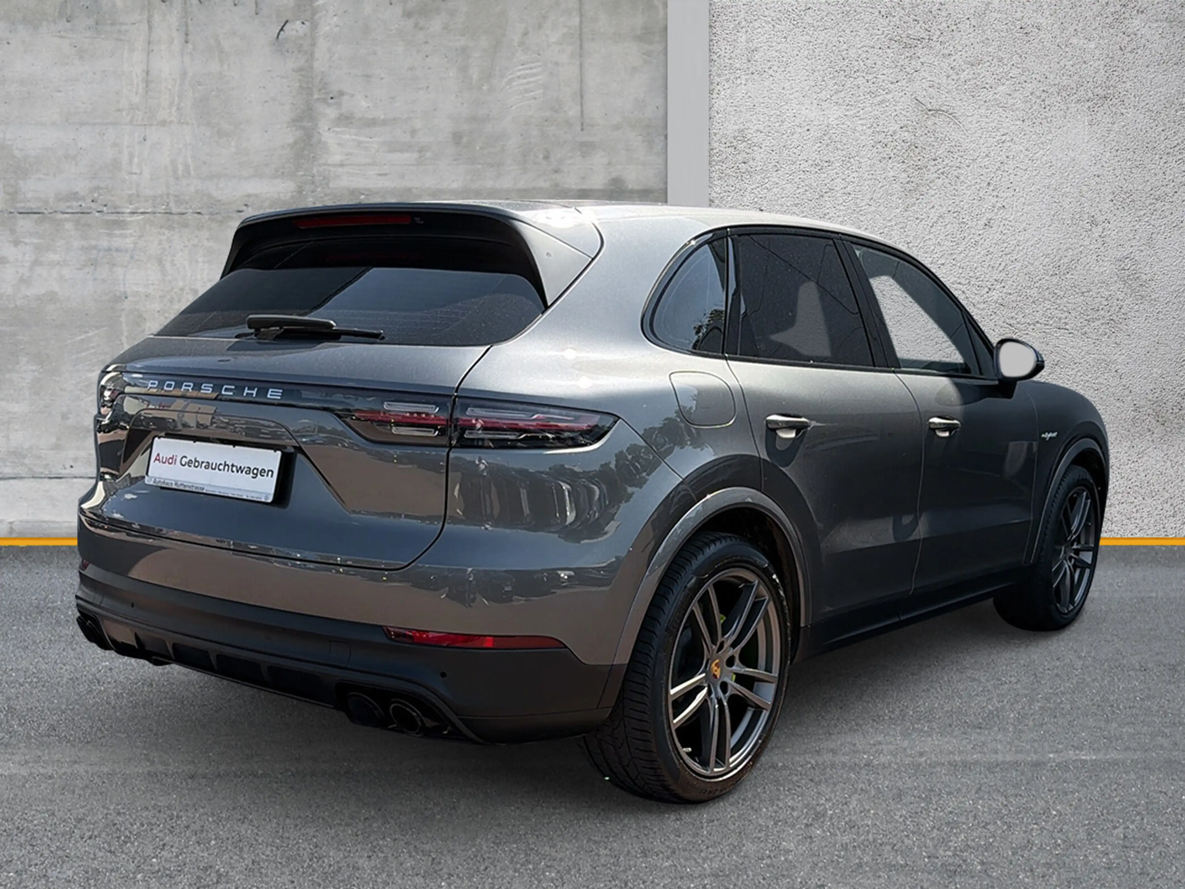 Porsche Cayenne E-Hybrid MATRIX-LED LUFT HuD CHRONO — photo 3