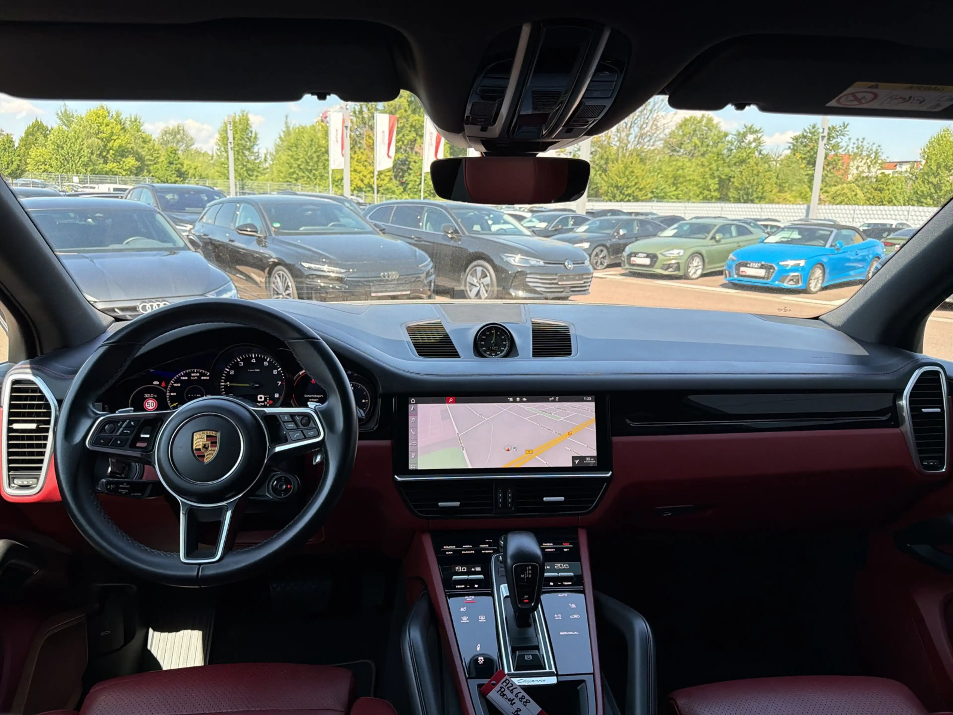 Porsche Cayenne E-Hybrid MATRIX-LED LUFT HuD CHRONO — photo 15