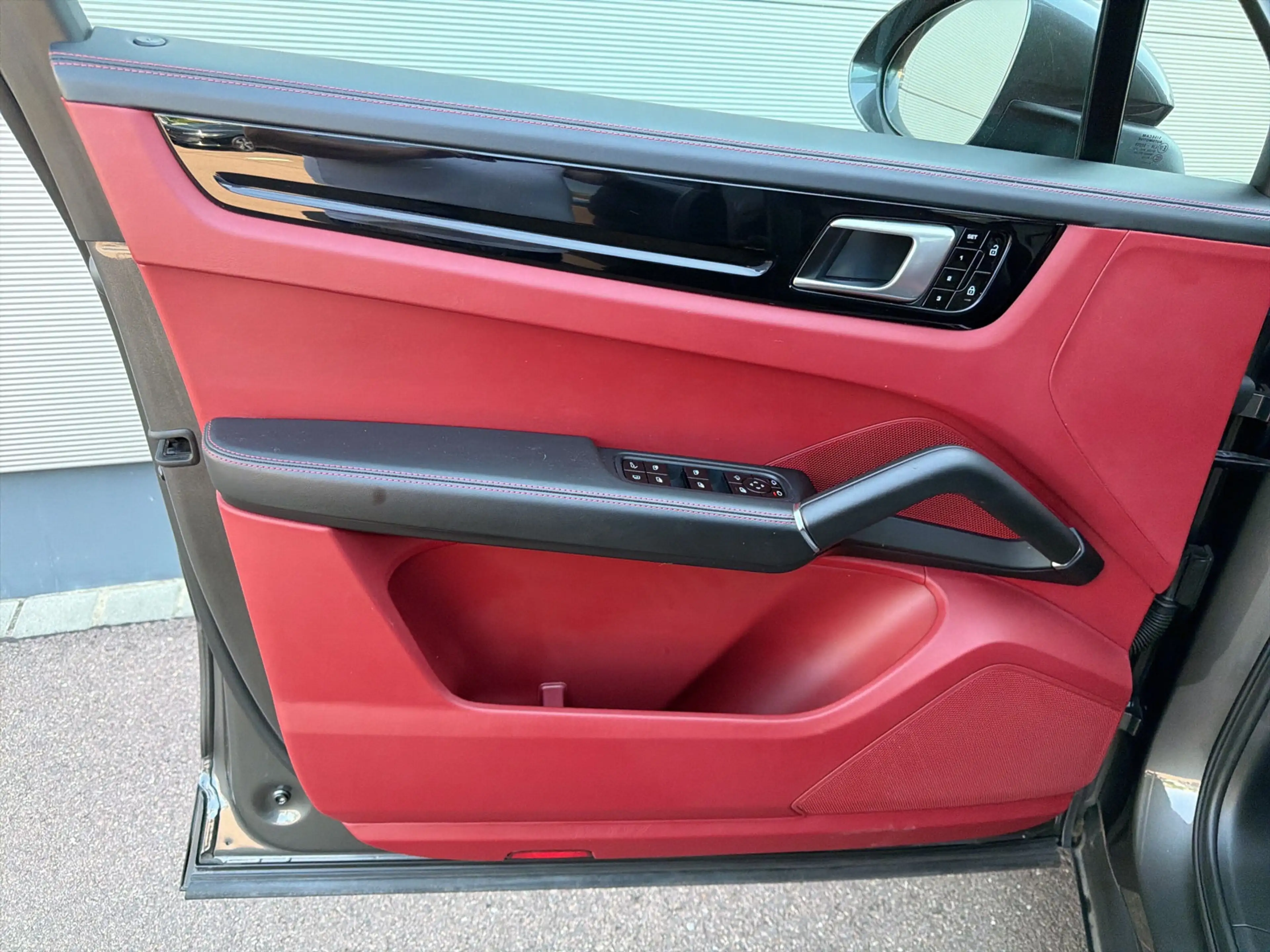 Porsche Cayenne E-Hybrid MATRIX-LED LUFT HuD CHRONO — photo 8