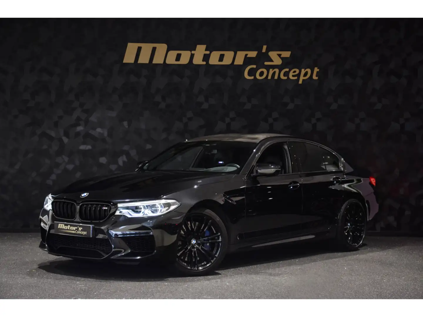BMW M5 F90 4.4 V8 Чорний - 1