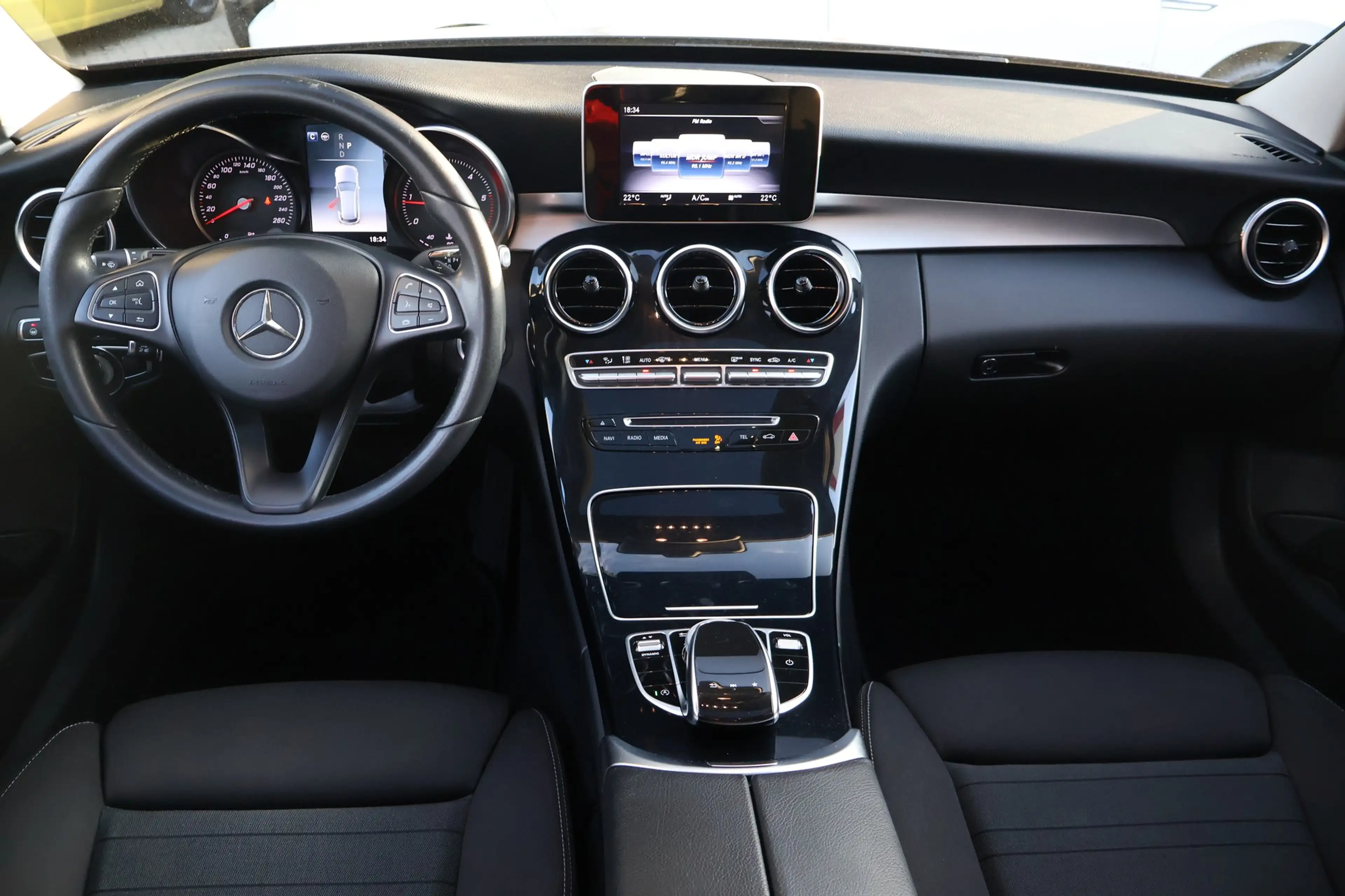 Mercedes-Benz C 250 C250 T-Modell  Avantgarde LED Navi Totwinkel ACC — photo 9