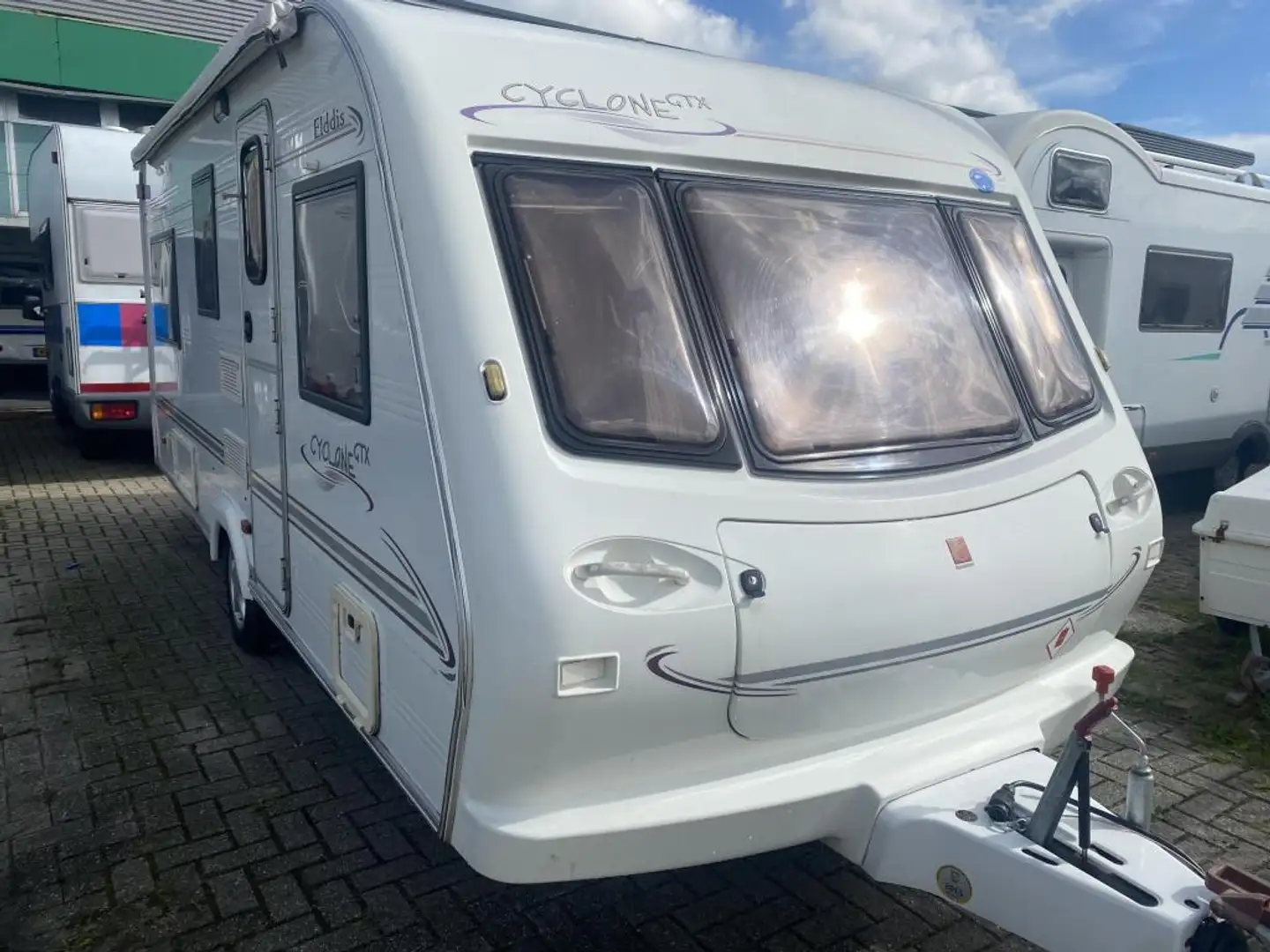 Sonstige Marken Elddis Cyclone GTX 4 pers enkelebedden mover - 1