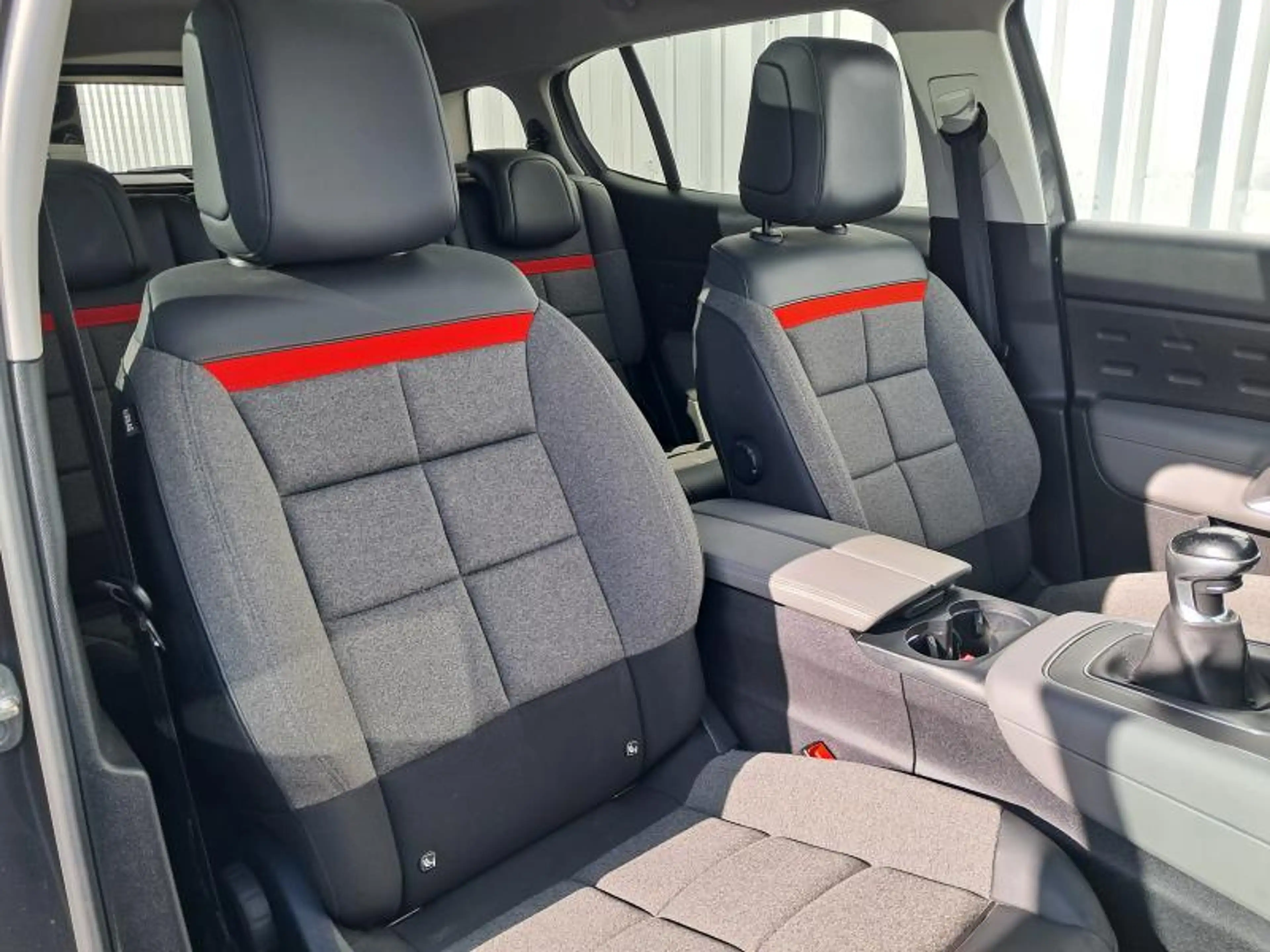Citroen C5 Aircross Feel — photo 10