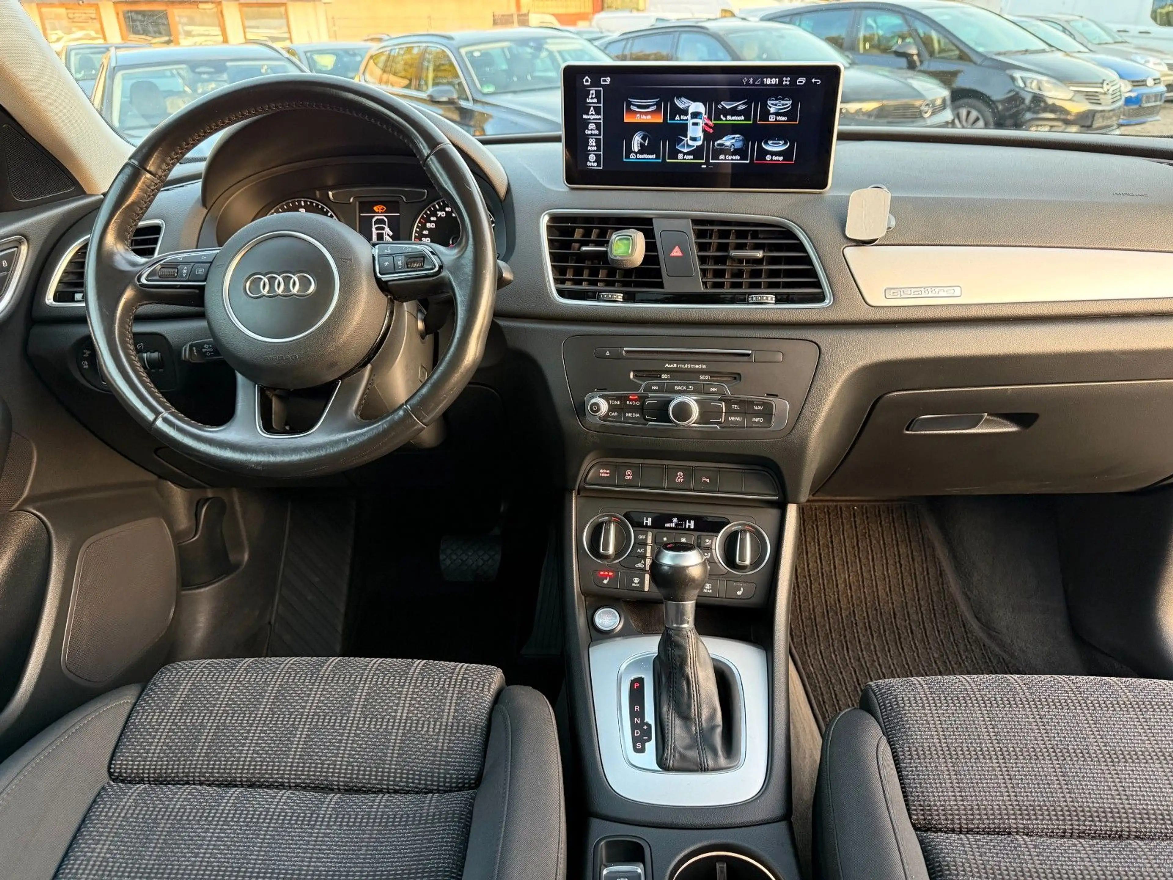 Audi Q3 SPORT QUATTRO S-LINE / AUTOMATIK / PANORAMA / — photo 15