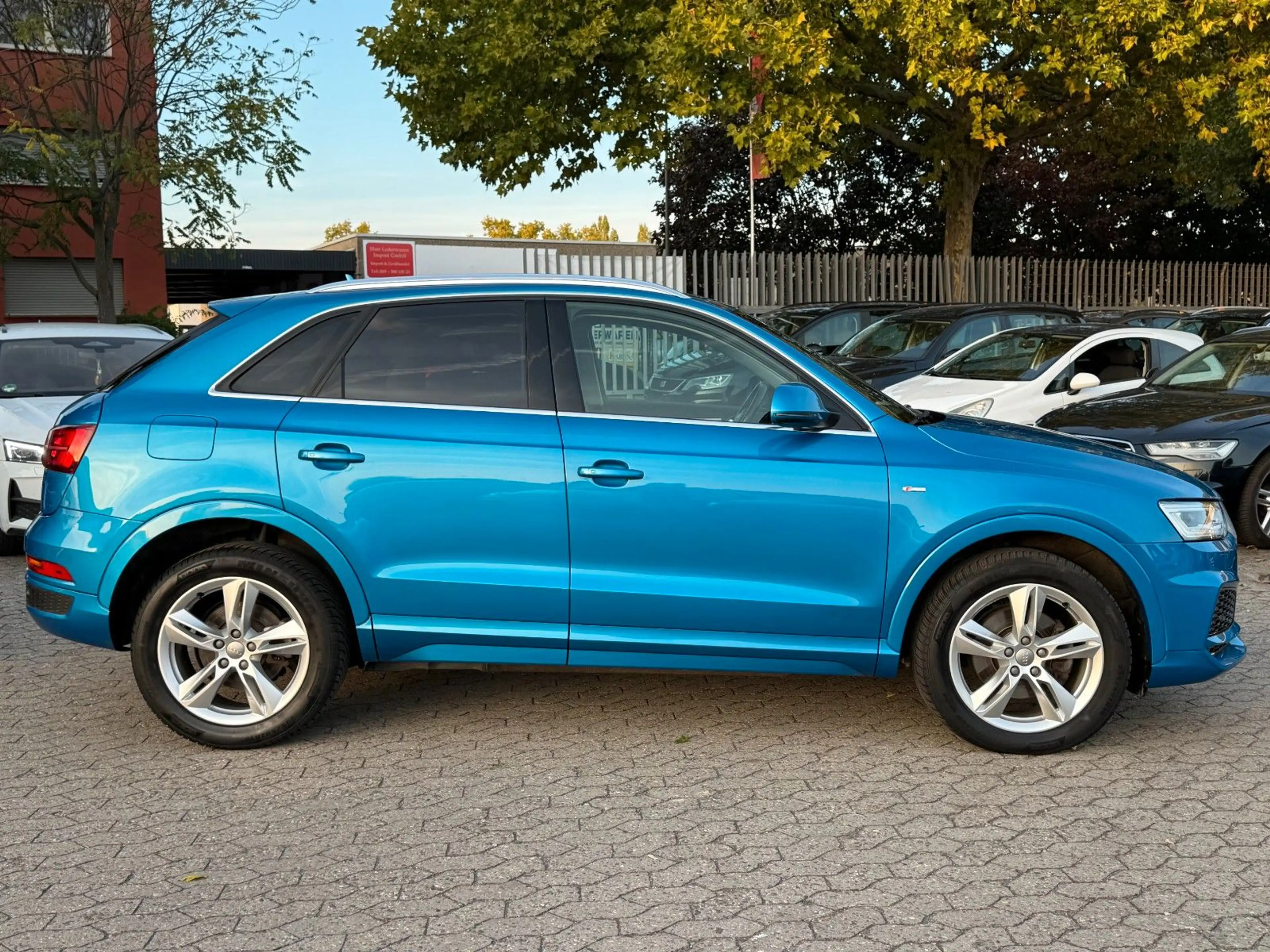 Audi Q3 SPORT QUATTRO S-LINE / AUTOMATIK / PANORAMA / — photo 4