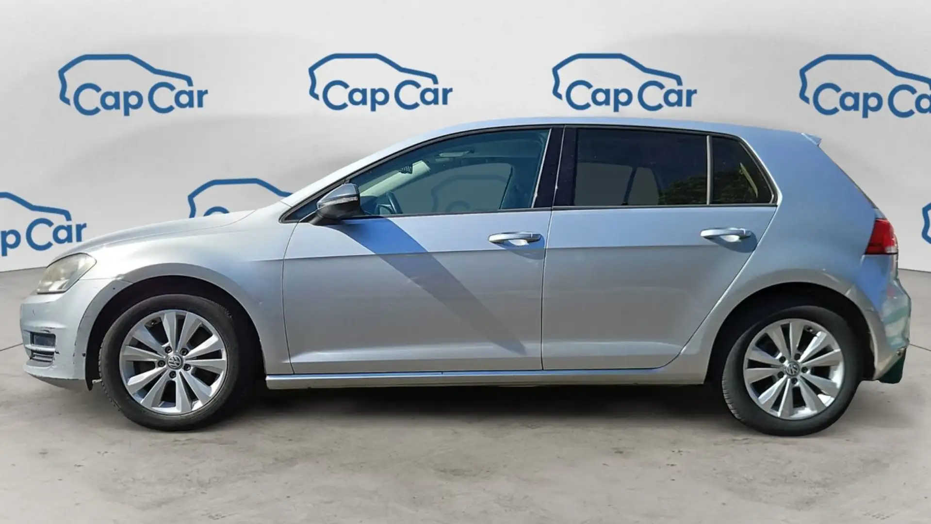 Volkswagen Golf 1.2 TSI 105 Confortline - 2