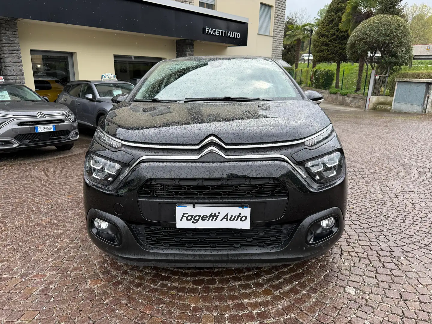 Citroen C3 1.2 PURETECH 110CV PLUS 01/24 Negro - 2