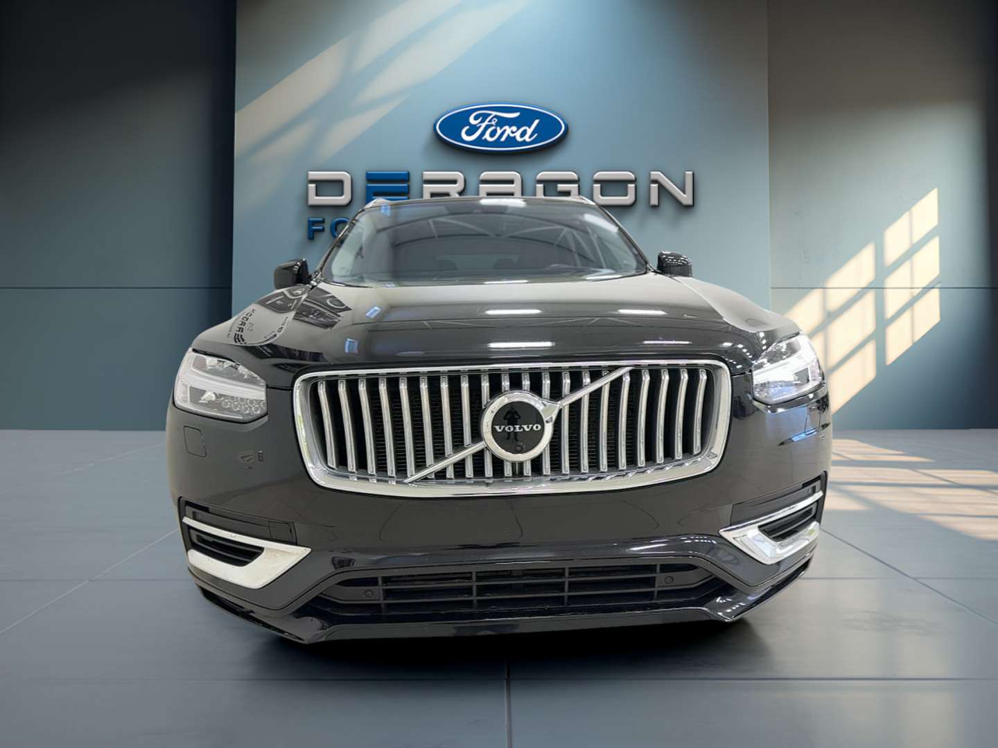 2022 Volvo XC90 T8 awd hybride rechargeable cuir toit pano 8 pneus alt 2