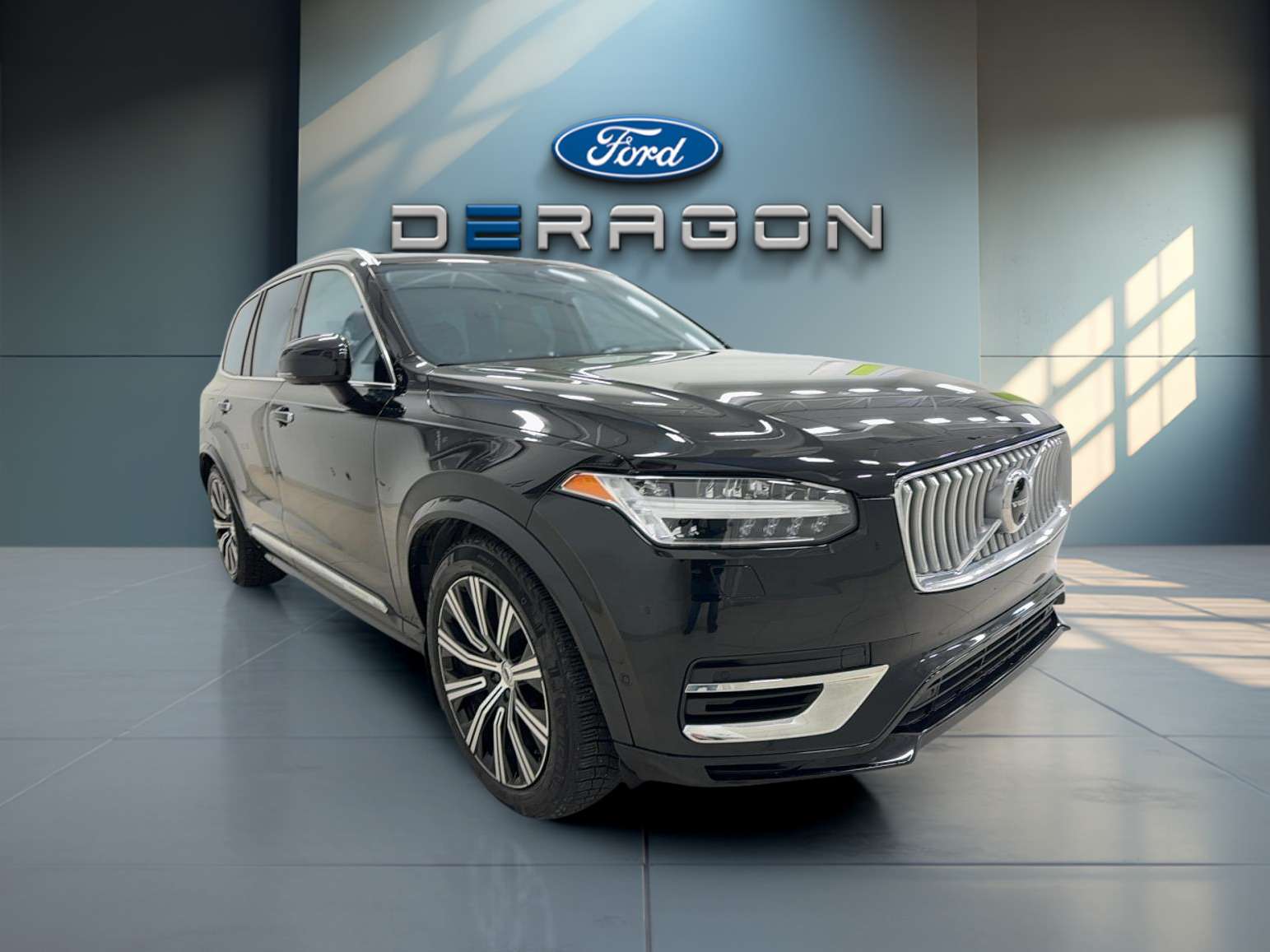 2022 Volvo XC90 T8 awd hybride rechargeable cuir toit pano 8 pneus alt 3