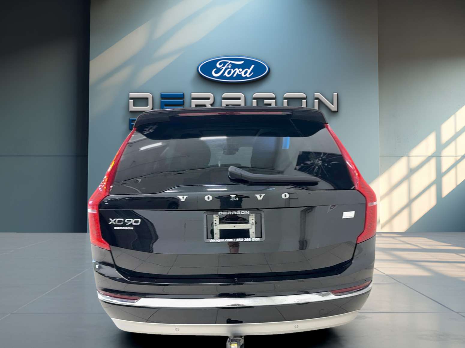 2022 Volvo XC90 T8 awd hybride rechargeable cuir toit pano 8 pneus alt 4