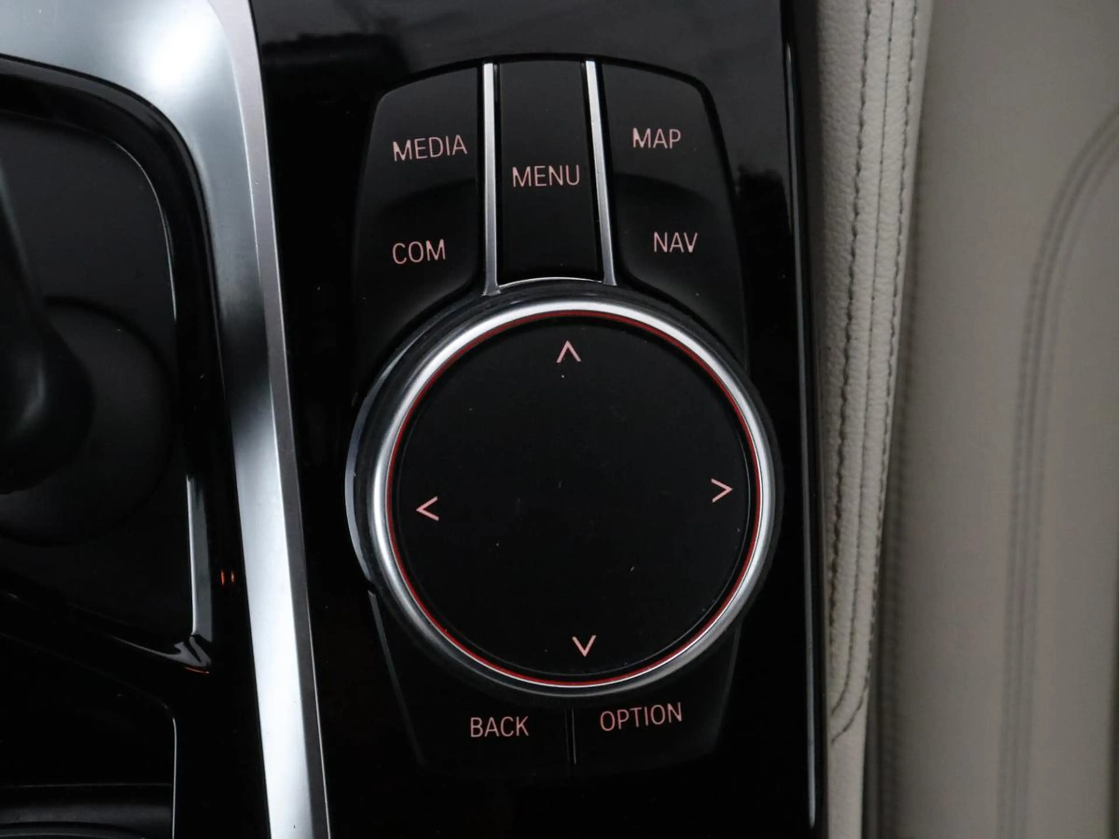 BMW 520 5-serie Touring 520i High Executive | Trekhaak | C — photo 24