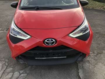 Toyota AYGO X- Play/ 1.0 Klima
