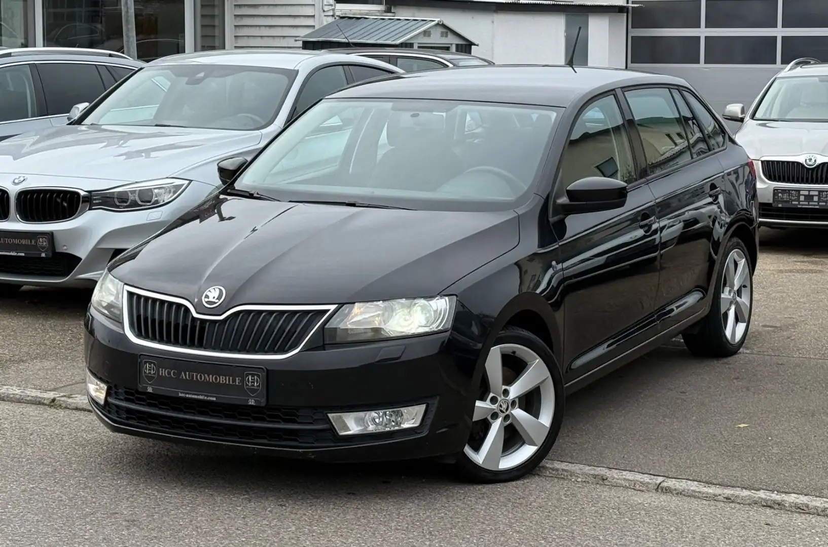 Skoda Rapid/Spaceback Spaceback Ambition-NAVI-SHZ-DSG- Noir - 2
