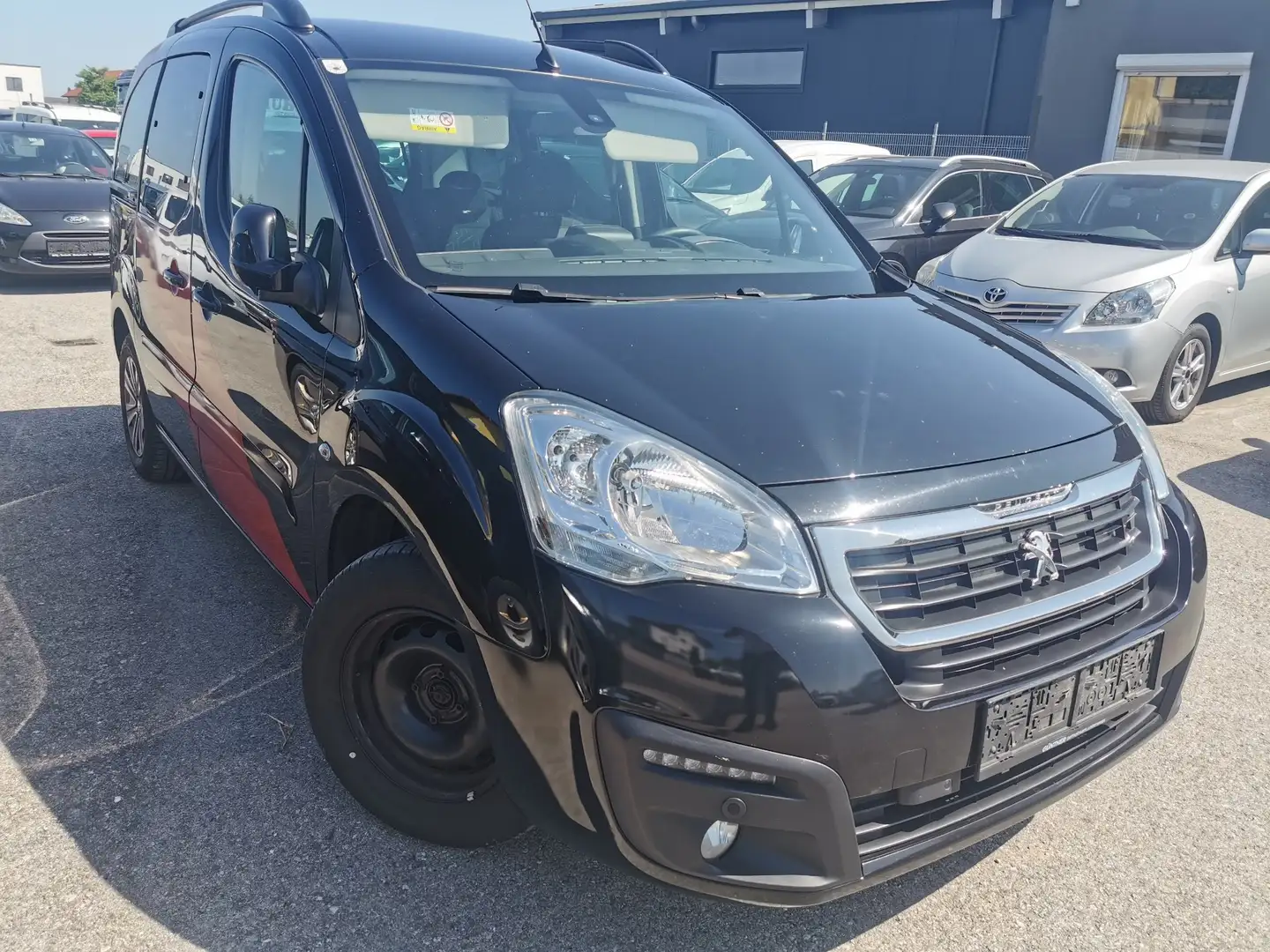 Peugeot Partner Active Schwarz - 2