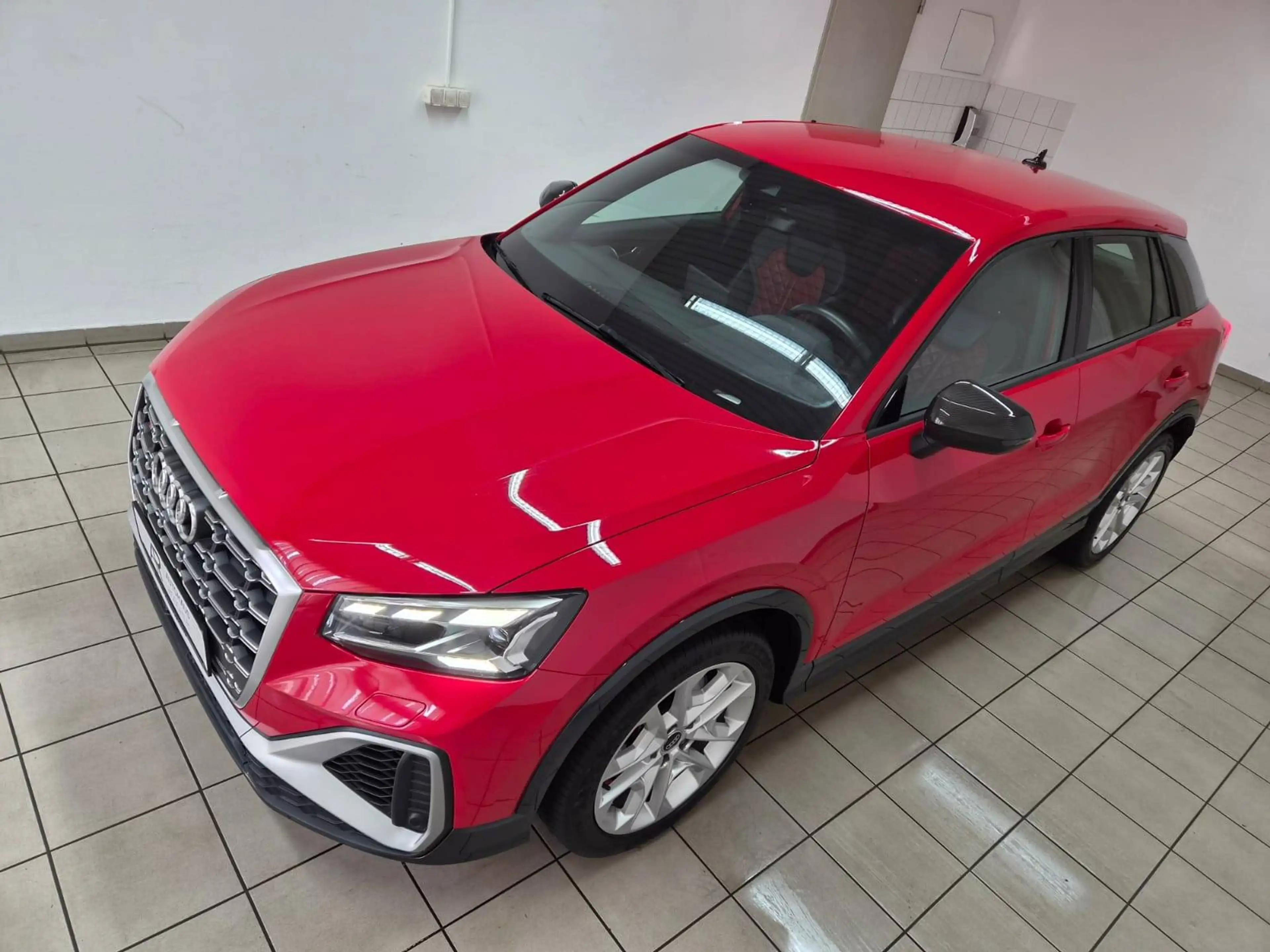 Audi SQ2 2.0 TFSI qu. Audi exclusive / Leder 2 farbig — photo 6
