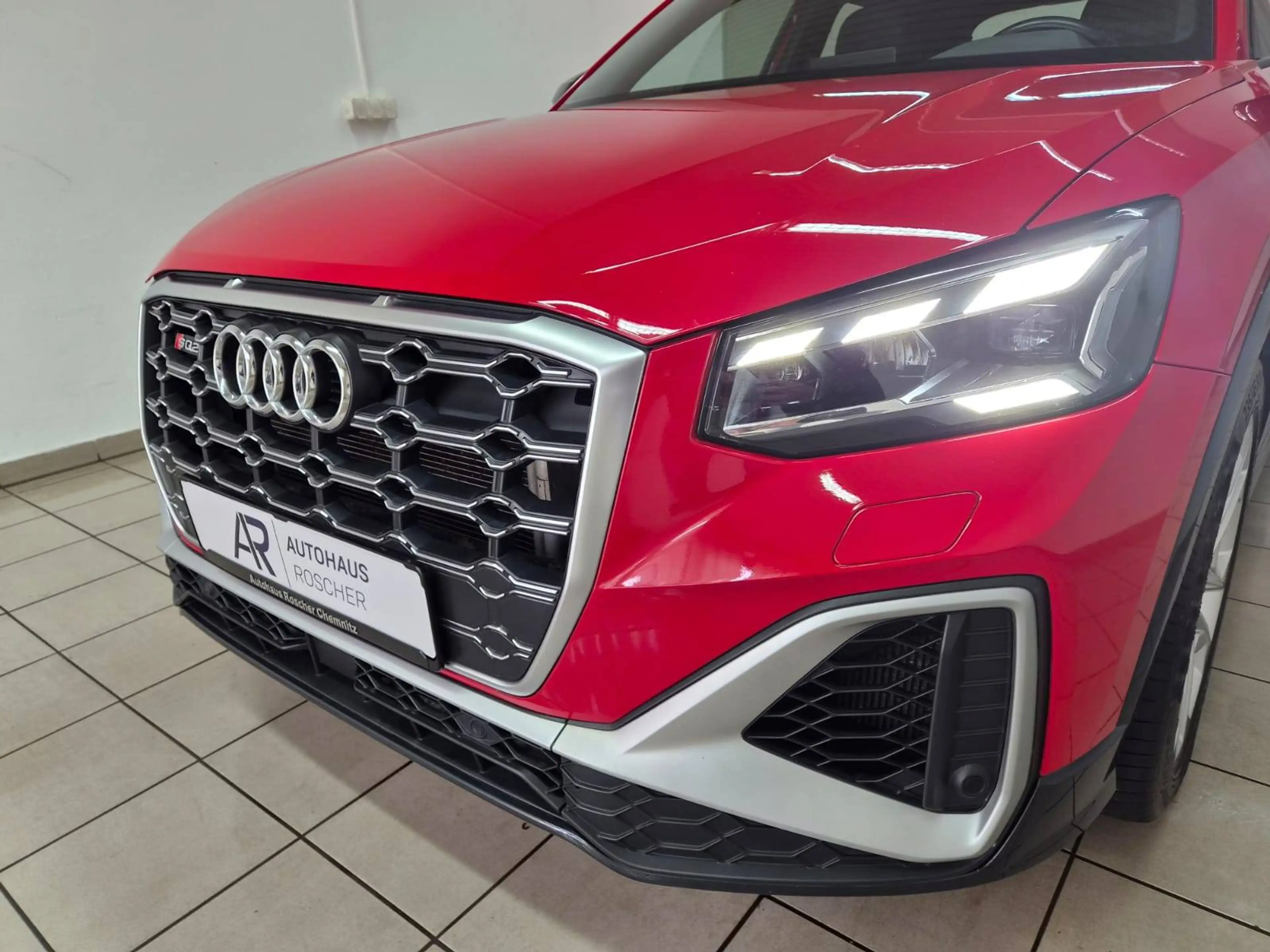 Audi SQ2 2.0 TFSI qu. Audi exclusive / Leder 2 farbig — photo 5