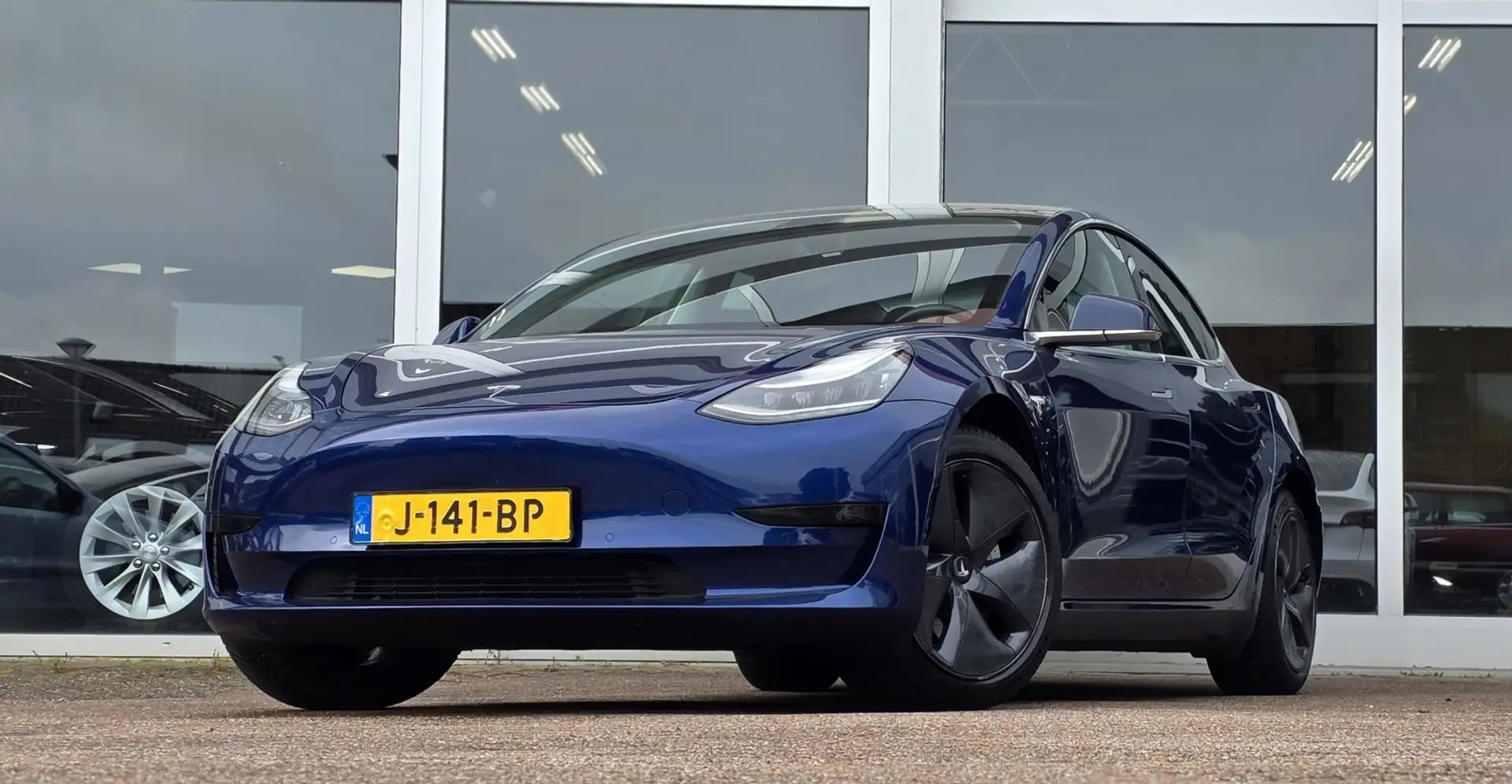 Tesla Model 3 Standard RWD Plus 60 kWh SOH 83% Autopilot Panoram Blue - 1