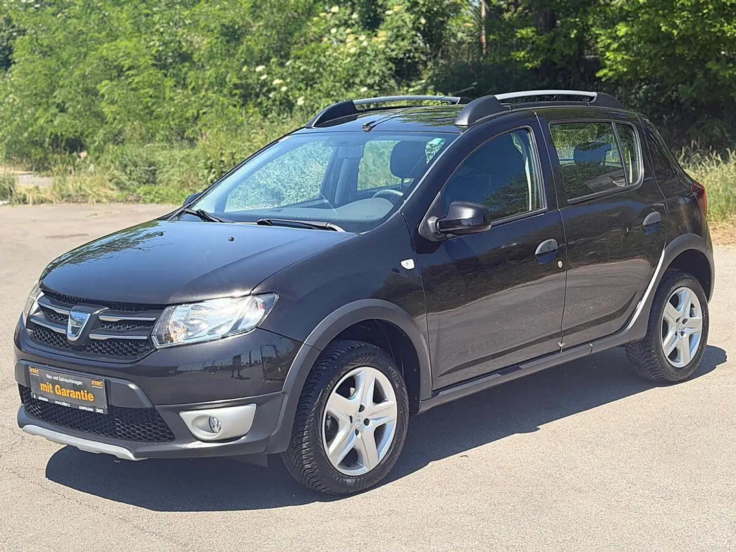 Dacia Sandero Stepway Laureate TCe 90 sehr gute Ausstattung S... Schwarz - 2