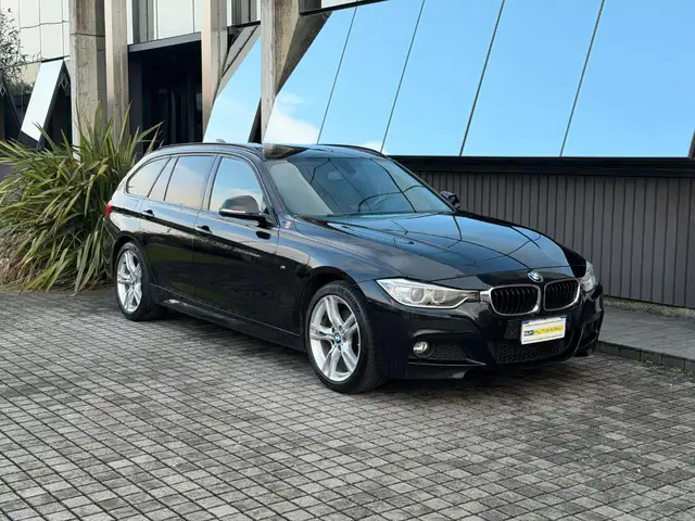 BMW 330 dA xDrive Touring Msport * TETTO * GANCIO *