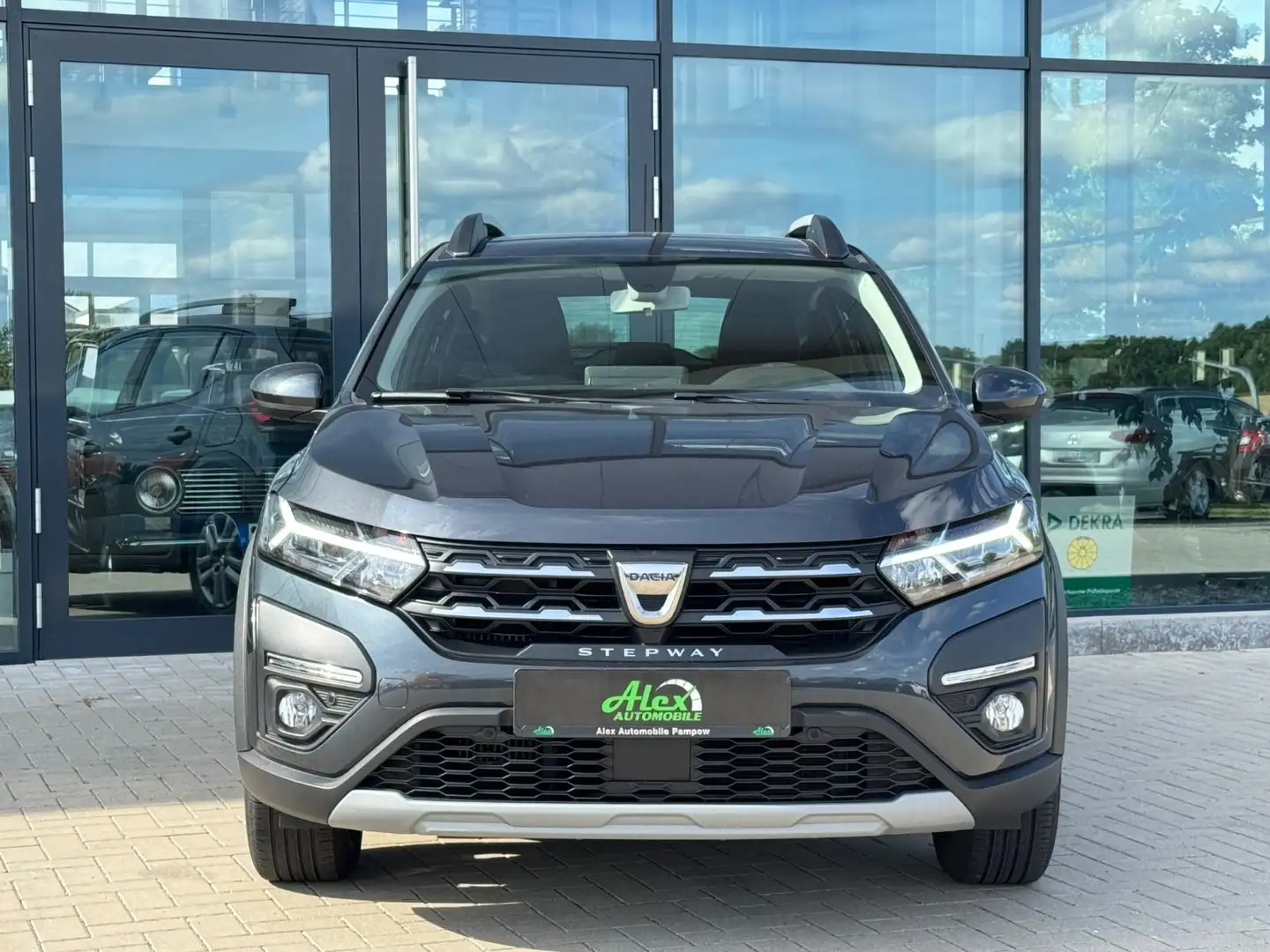 Dacia Sandero III Stepway Comfort Kamera Navi LED Grau - 2