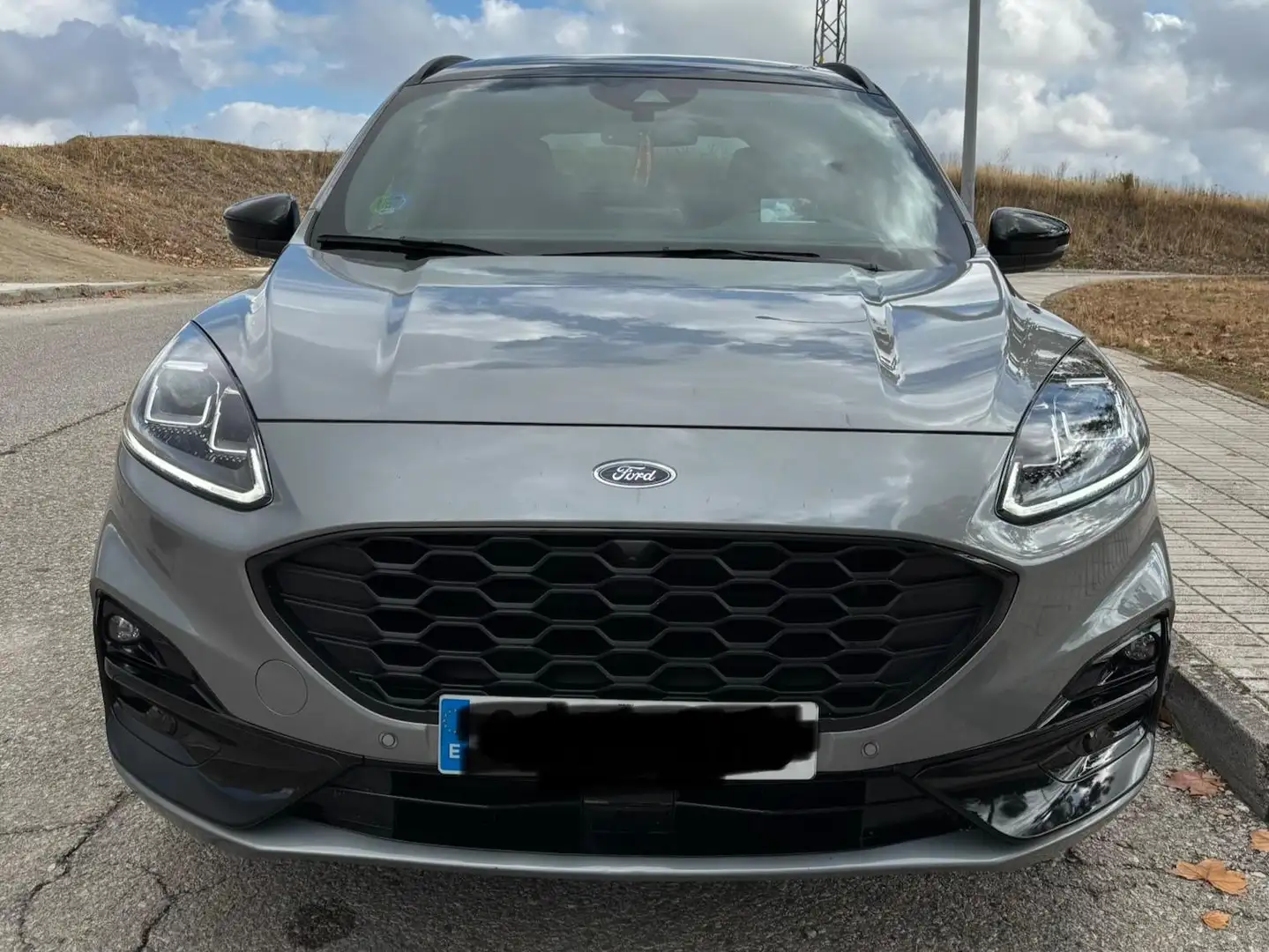 Ford Kuga Kuga 2.5 Duratec FHEV ST-Line X Graphite Tech 4x2 Aut. ST-Line X Graphite Tech Gris - 1