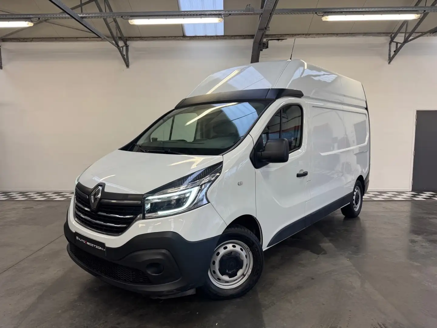Renault Trafic 2.0 dCi L2H2 // HTVA : 16.116€ // 1ÈRE MAIN Blanc - 1