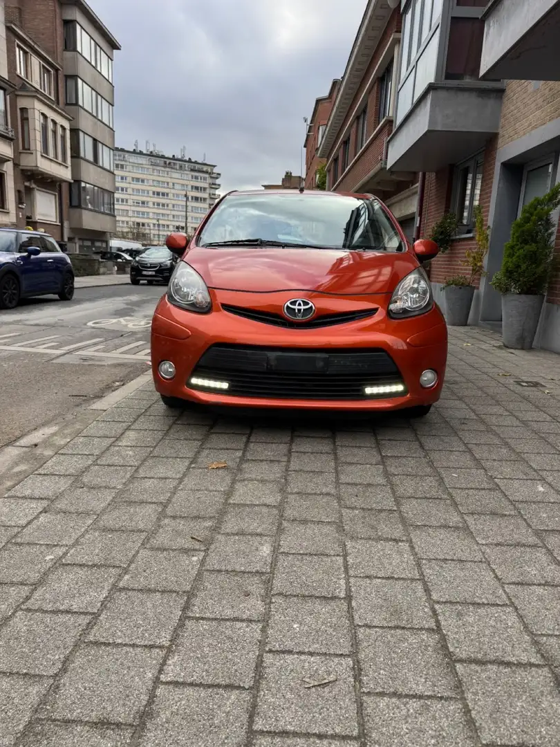 Toyota Aygo 1.0i Orange Spice MMT *BELGE*NEW Orange - 1