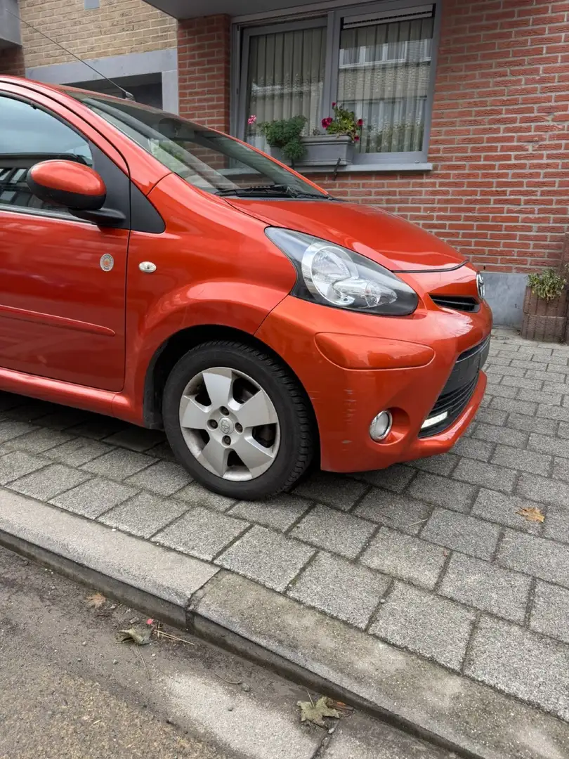 Toyota Aygo 1.0i Orange Spice MMT *BELGE*NEW Orange - 2