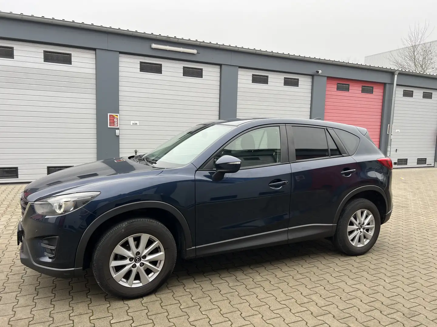 Mazda CX-5 Exclusive-Line 2WD/Tempomat/Navigation/Euro6 Blau - 2
