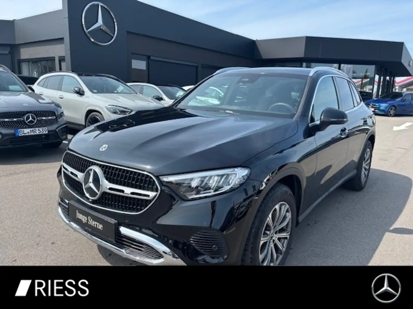 Mercedes-Benz GLC 200 4M Avantgarde Navi LED AHK MBUX Ambi 18" Nero - 1